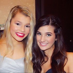 Meet your Posher, Mia